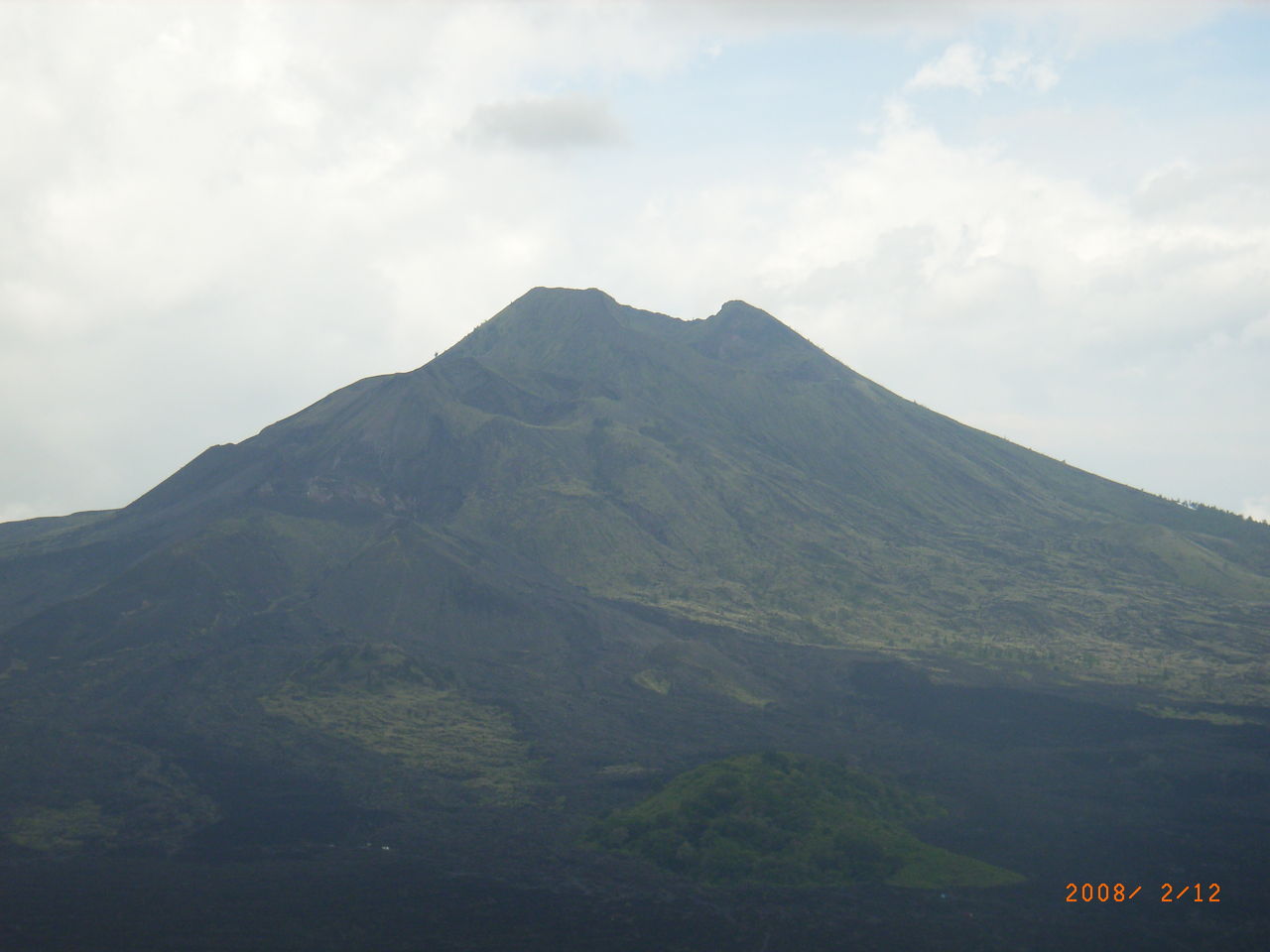 火山-1.jpg