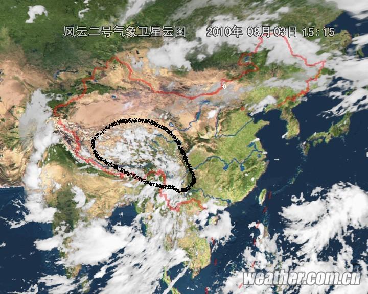8月3日15：15西藏的云，挤压成线 1.JPG